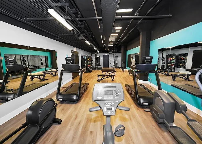 Walkable 2br In South Loop With Optional Parking And Gym Access Near Mccormick Place, Museum Campus & Lakefront Chicago